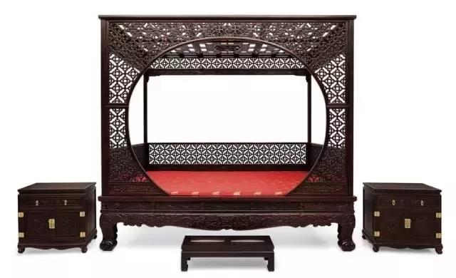 紫檀月洞門架子床