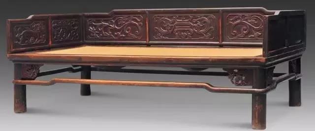 清 榆木螭龍紋羅漢床