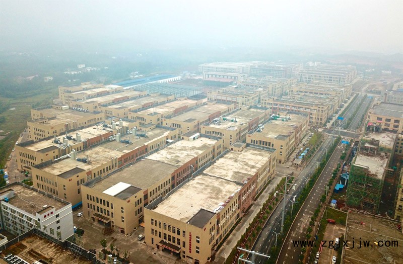 無(wú)人機(jī)拍攝的南康家具產(chǎn)業(yè)集群一角