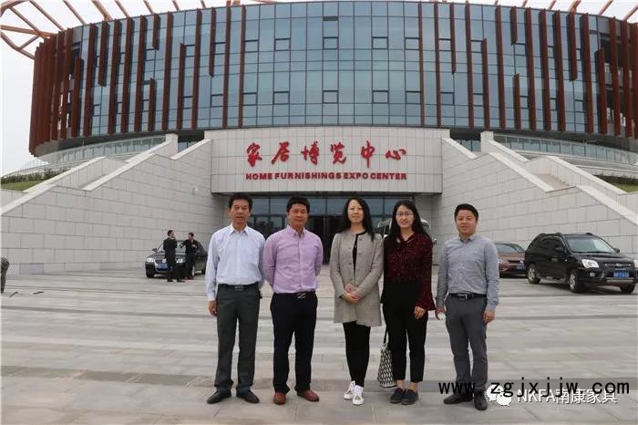 中國家具協會副秘書長屠祺來我區實地考察全國家具制作職業技能競賽總決賽籌備工作6