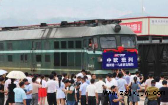 贛州港連開中歐年貨班列