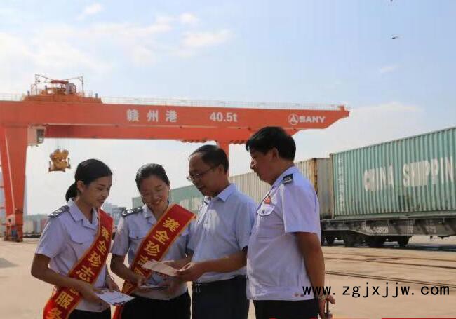 贛州稅務幫扶南康家具電商產業(yè)做大做強