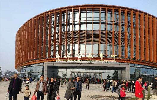 大年初一 南康家居特色小鎮人山人海