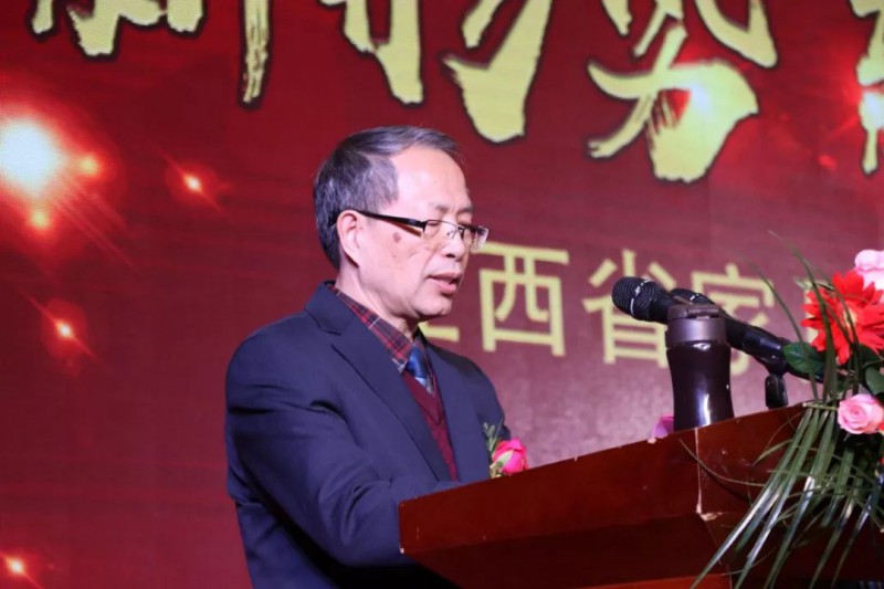 江西省家具協會會長何炳