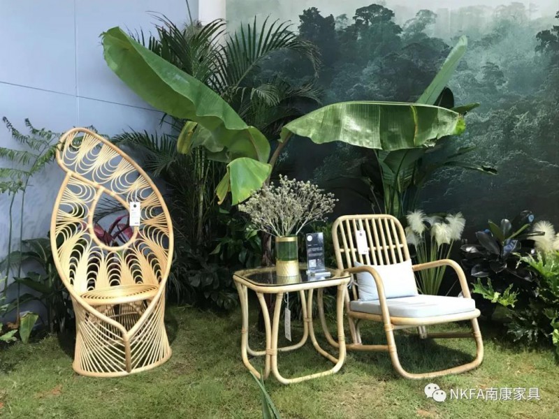 現(xiàn)場手工制作，傳承工匠精神2