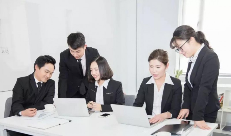 優秀導購必備4技能，能說、會說、會聽、會看!