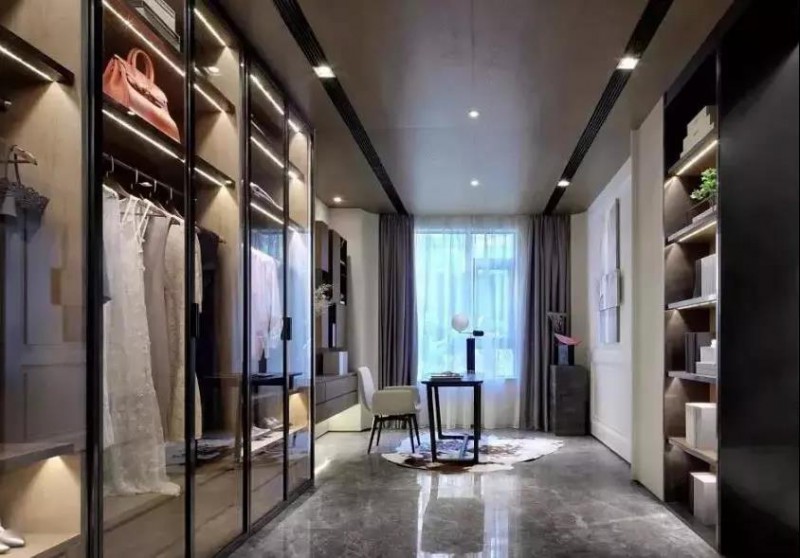 輕奢極簡的&ldquo;泛濫成災(zāi)&rdquo;