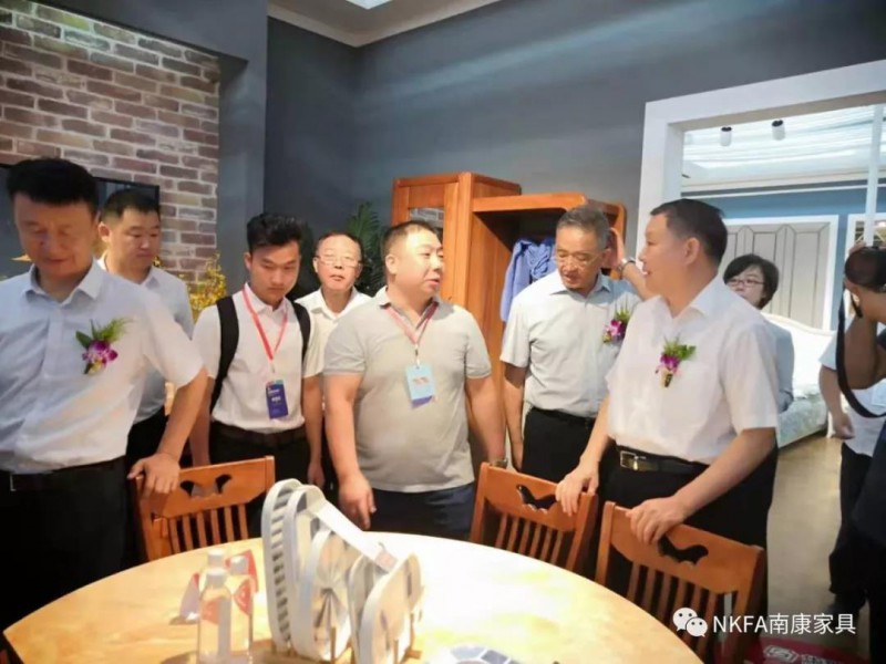 沈陽(yáng)國(guó)際家博會(huì)參與行業(yè)交流