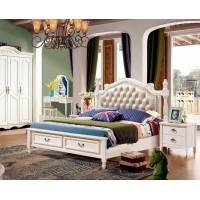 潤(rùn)潼新美式家具1852#大床（香檳）