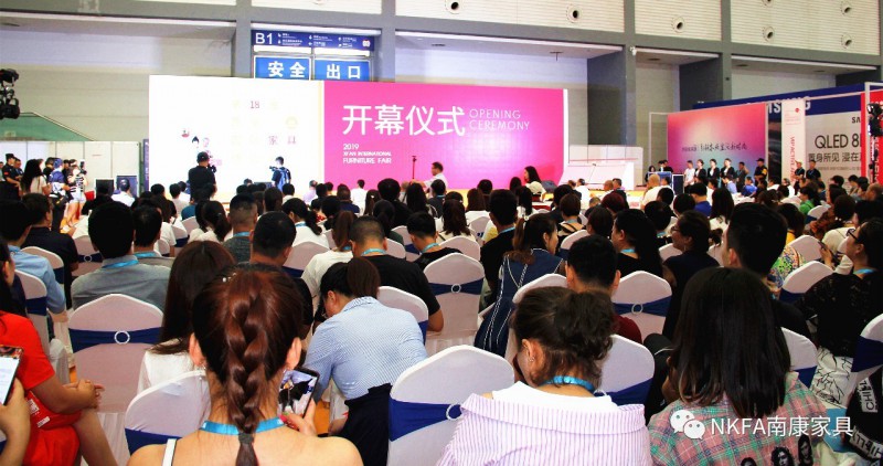 引領西部實木新潮流,西安家具展上的“南康聲音”獲業內廣泛關注!