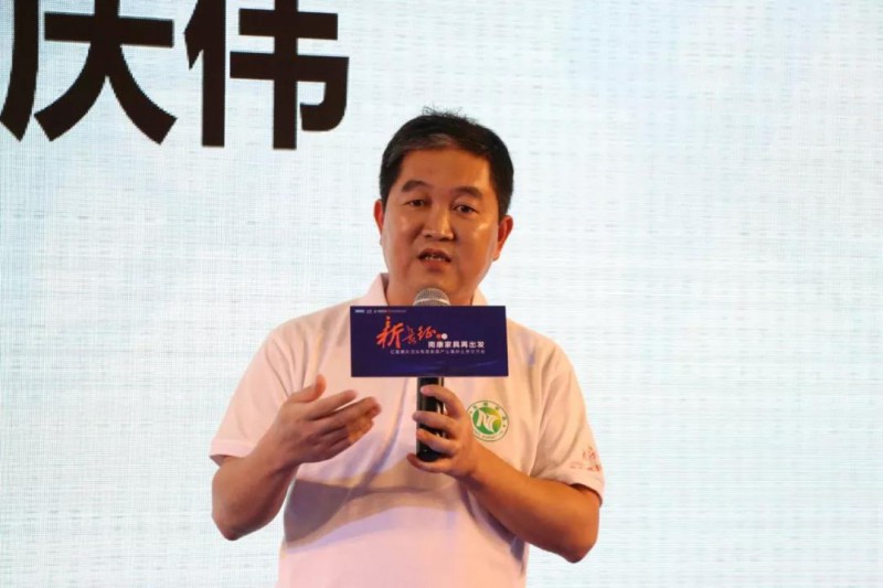 南康區家具產業促進局負責人李慶偉