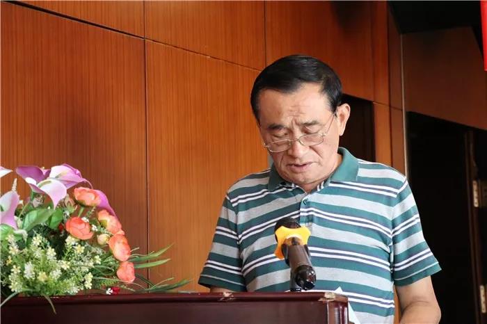 樟樹家具協(xié)會(huì)秘書長(zhǎng)楊新根