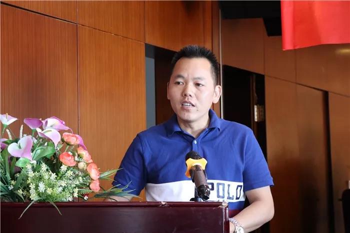 南城校具商會(huì)秘書長(zhǎng)李水亮