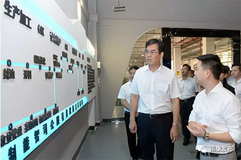 炳軍書記來南康了，對南康現代家居發展提了這些建議2