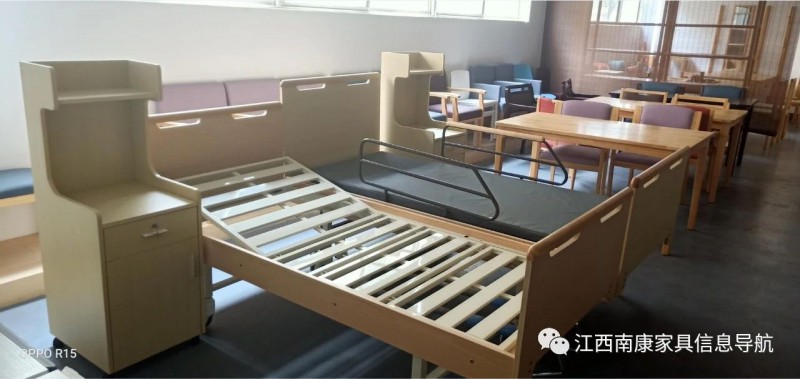 點擊打開原圖 江西贛州南康養(yǎng)老院家具、老年家具產(chǎn)品5