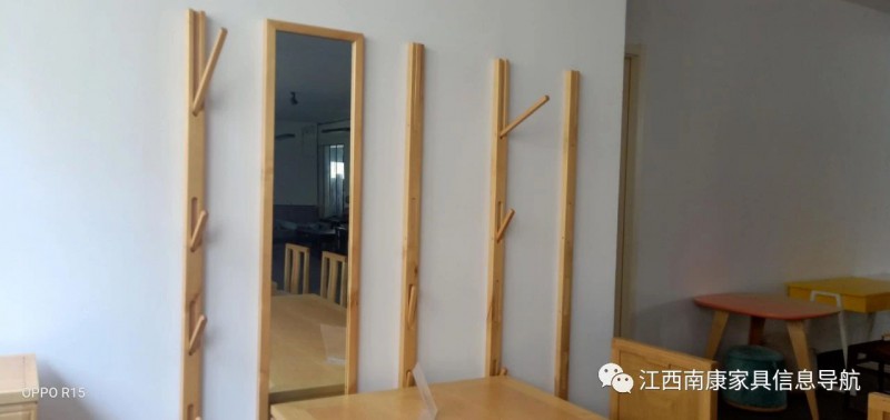 點擊打開原圖 江西贛州南康養(yǎng)老院家具、老年家具產(chǎn)品9