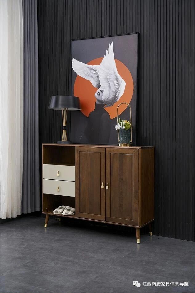 江西南康金絲檀木家具產(chǎn)品2