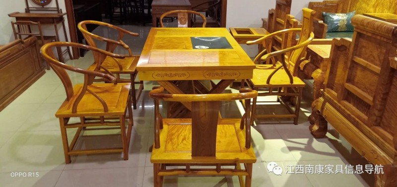 江西贛州南康金絲楠木家具產(chǎn)品4