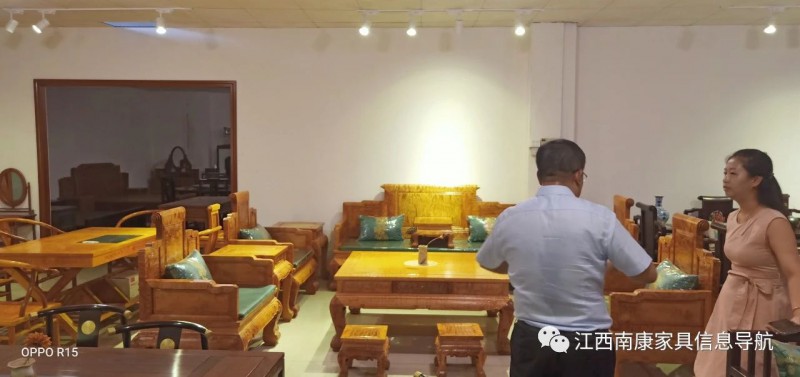 江西贛州南康金絲楠木家具產(chǎn)品11
