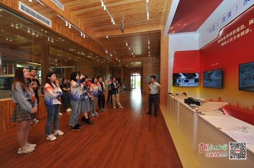 智能制造+創(chuàng)新為南康家具產(chǎn)業(yè)賦能2