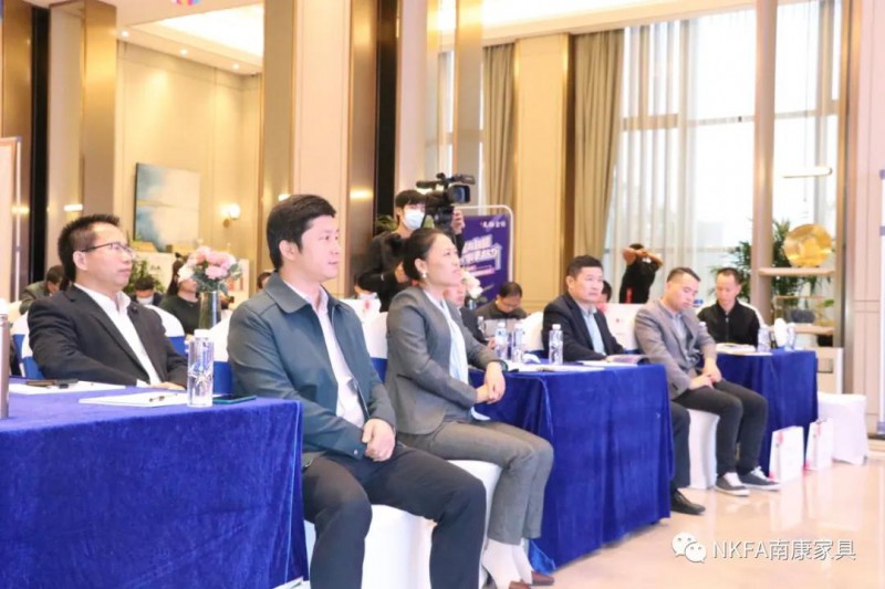 &ldquo;揚(yáng)長固本-融合共生&rdquo;《南康家具合生方略》主題分享會(huì)舉辦