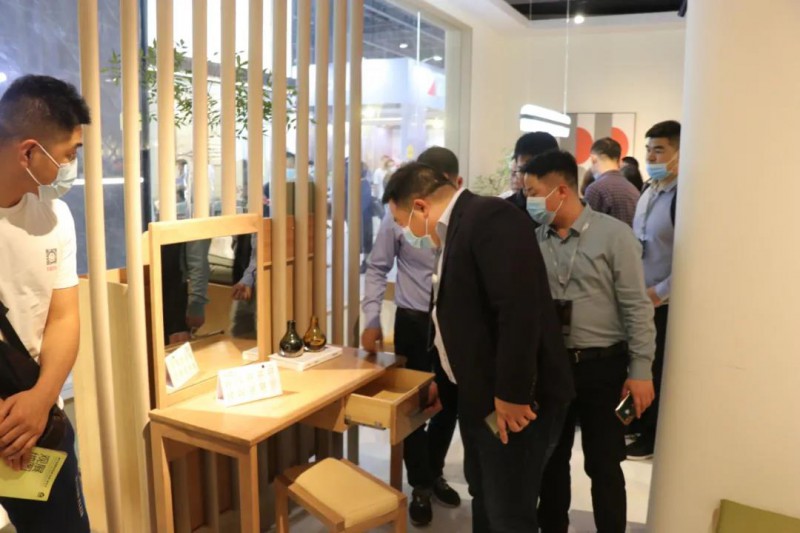 南康家具產品設計元素的凸顯，產品風格符合市場流行走向