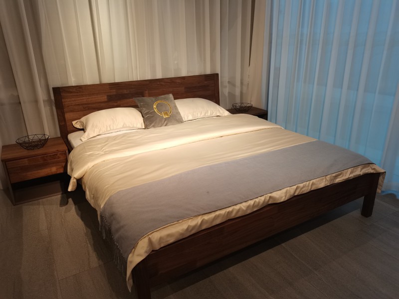 青侖德式極簡北美黑胡桃木家具展廳