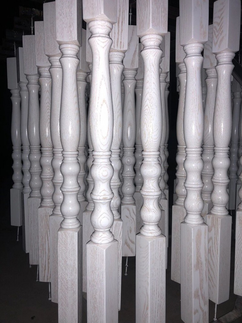 江西贛州實木樓梯廠家展廳實拍1