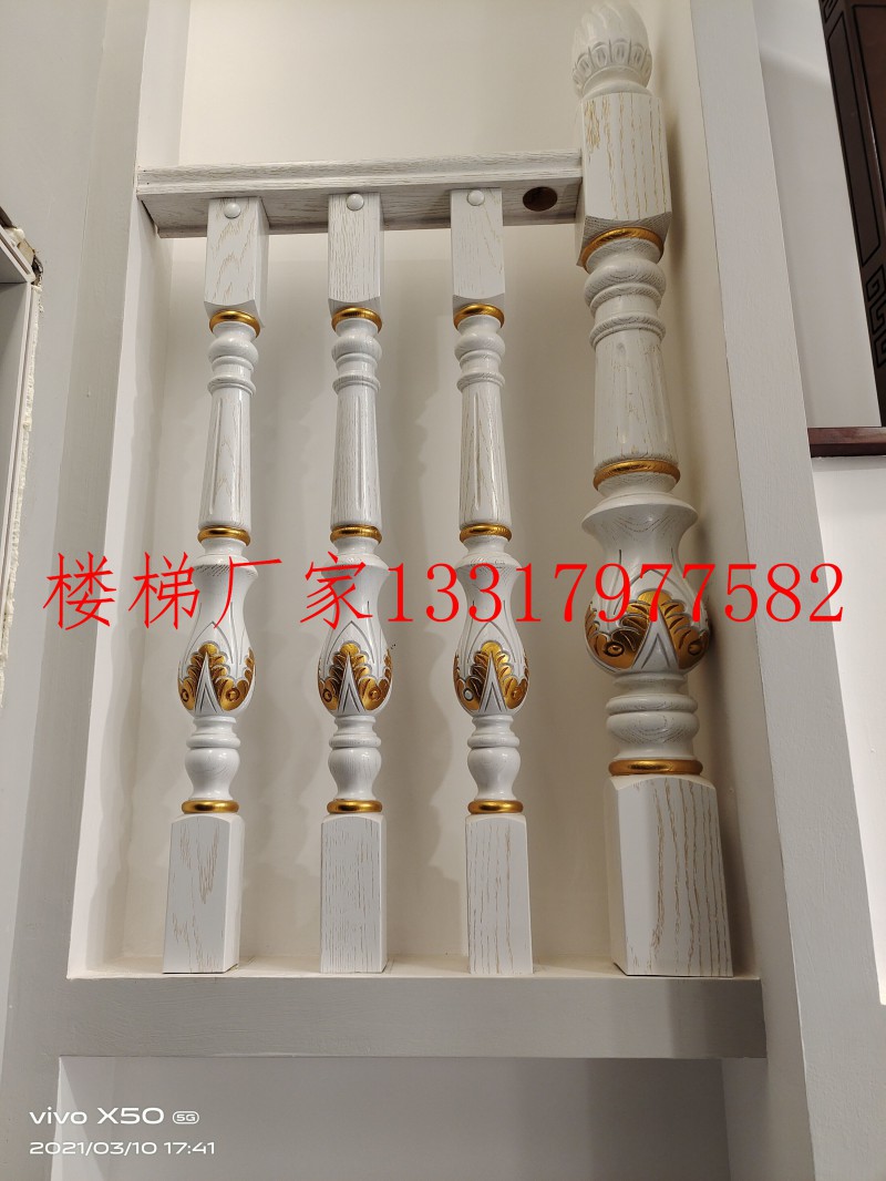 江西贛州實木樓梯廠家展廳實拍9