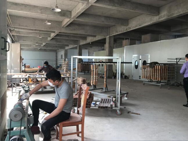江西贛州實木樓梯廠家工廠實拍1