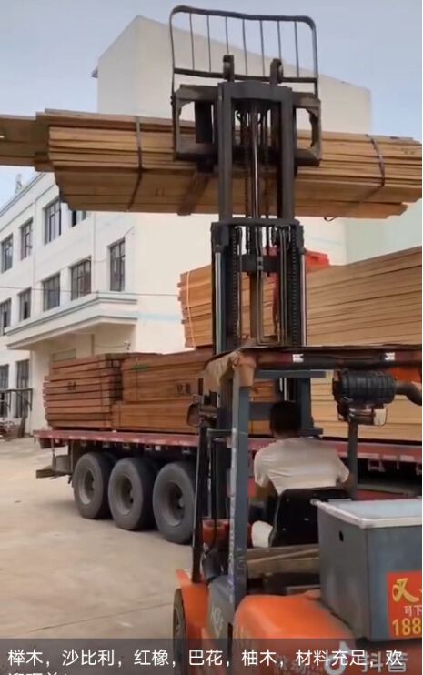 江西贛州實木樓梯廠家工廠實拍15