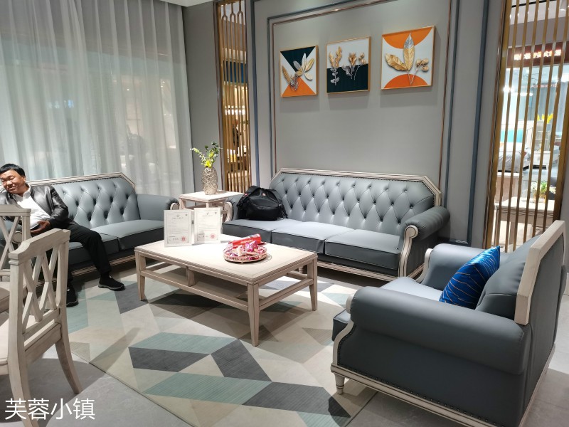 芙蓉小鎮現代輕奢美式櫻桃木家具展廳實拍7