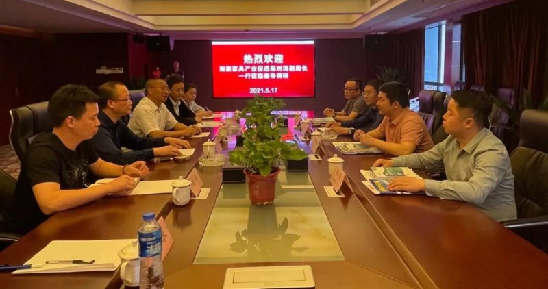 開展&ldquo;百城千店&rdquo;和展會項目合作2