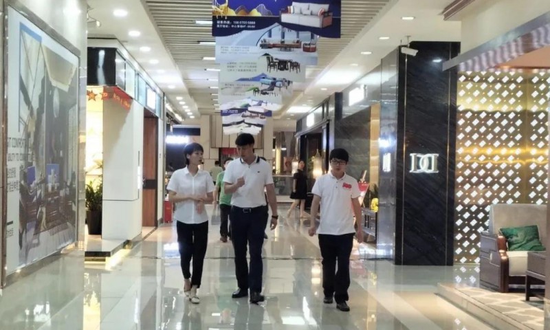 湖北省潛江考察團一行來南康交流家具產業(yè)發(fā)展經驗