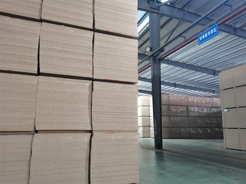 刨花板廠家倉(cāng)庫(kù)實(shí)拍&mdash;&mdash;好萊客專供區(qū)