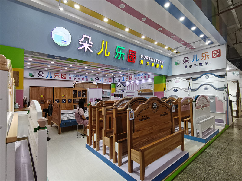 朵兒樂園青少年兒童家具展廳實拍8