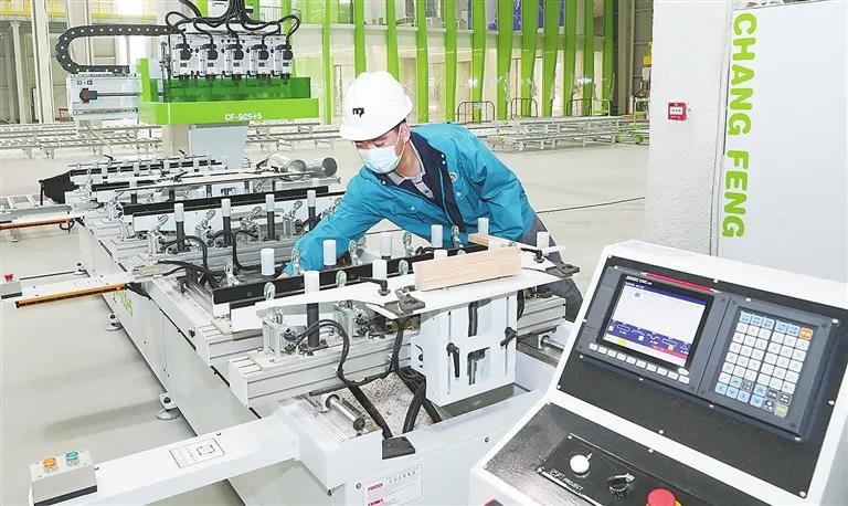 緊盯時間表、進度圖，全力以赴狠抓落實