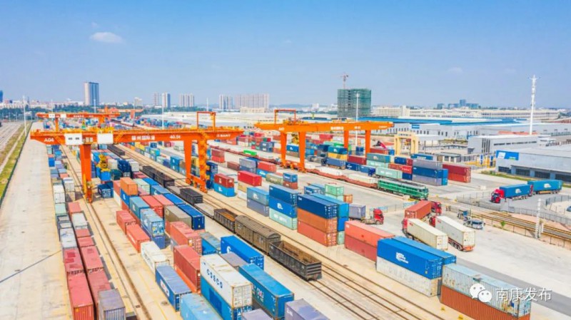 推動&ldquo;平臺+招商&rdquo;