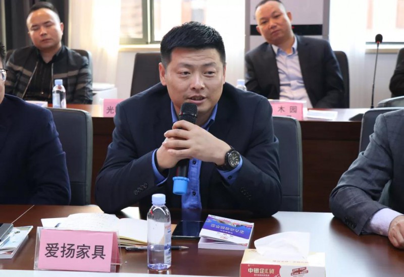 區家具協會常務副會長、愛揚家具董事長鄧旺強