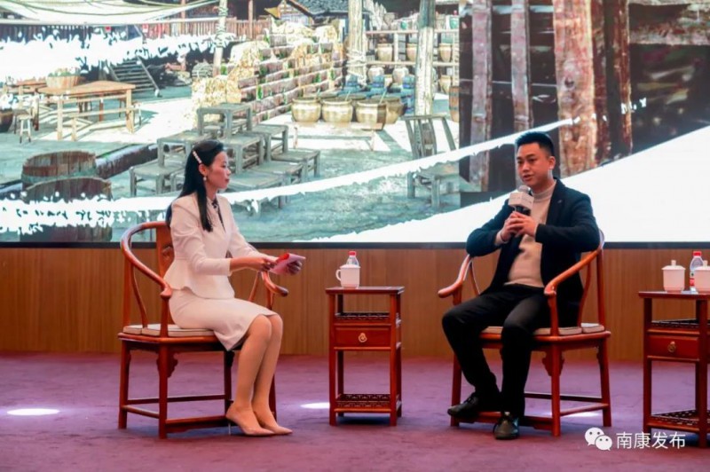 家具企業(yè)家就《匠魂》電影的主題進(jìn)行了互動