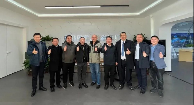 考察美時通家具