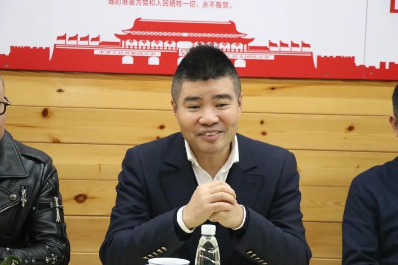 寧波市家居產業協會會長、寧波柯樂芙家居科技股份有限公司董事長丁敏