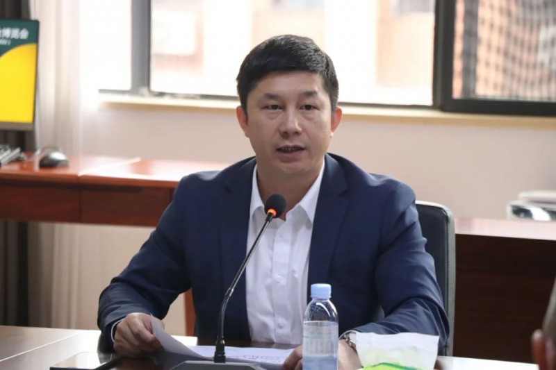 區家具產業促進局副局長劉濤