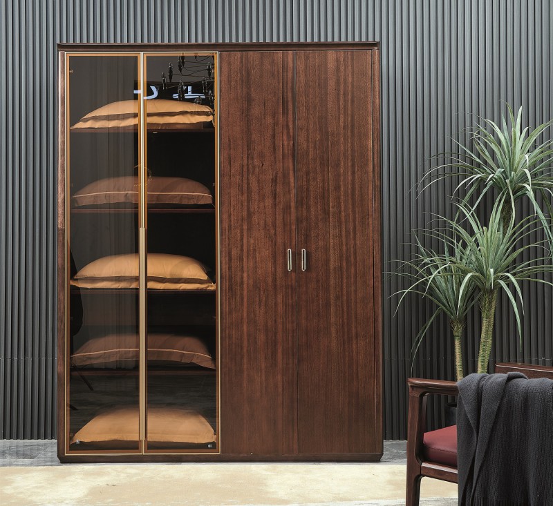 凡闊意式輕奢極簡家具：W2132-2 四門衣柜