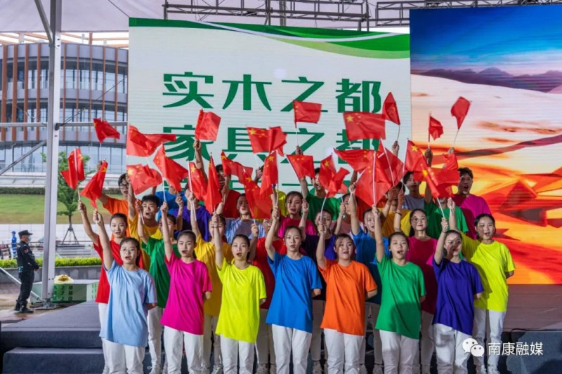 為中國（贛州）第九屆家具產業博覽會代言