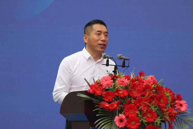 中國家具協會副理事長、銷售商委員會執行秘書長郭新文