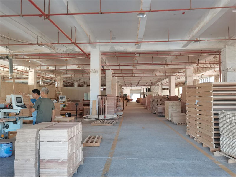 康優(yōu)寶家具工廠實拍