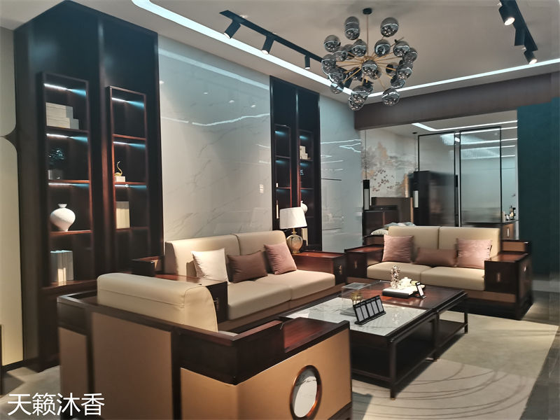 世紀(jì)豪軒&middot;天籟沐香 蘭亭韻-悅系列時(shí)尚輕奢新中式風(fēng)格愛(ài)里古夷蘇木家具展廳實(shí)拍