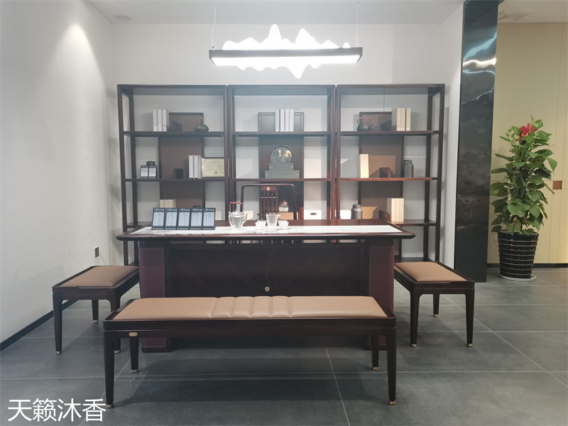 世紀(jì)豪軒&middot;天籟沐香 蘭亭韻-悅系列時(shí)尚輕奢新中式風(fēng)格愛(ài)里古夷蘇木家具展廳實(shí)拍