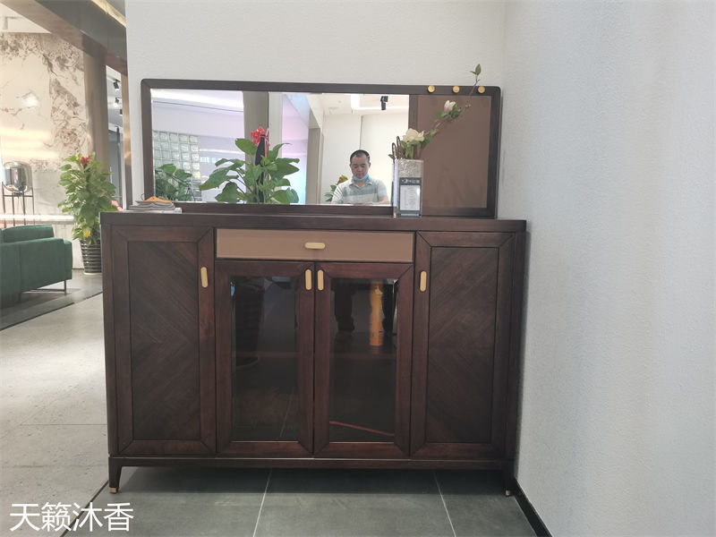 世紀(jì)豪軒&middot;天籟沐香 蘭亭韻-悅系列時(shí)尚輕奢新中式風(fēng)格愛(ài)里古夷蘇木家具展廳實(shí)拍